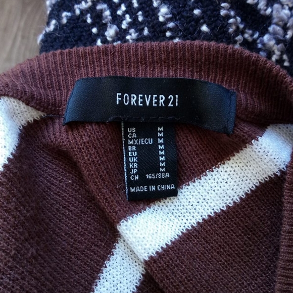 ☕2/$25 Forever 21 slouchy top - Picture 2 of 2